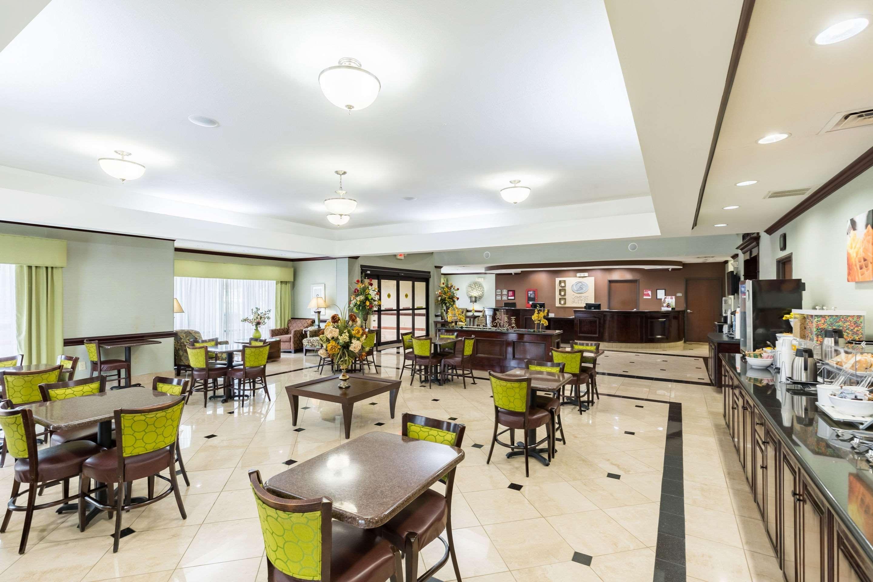 Comfort Suites Beaumont I-10 Bagian luar foto