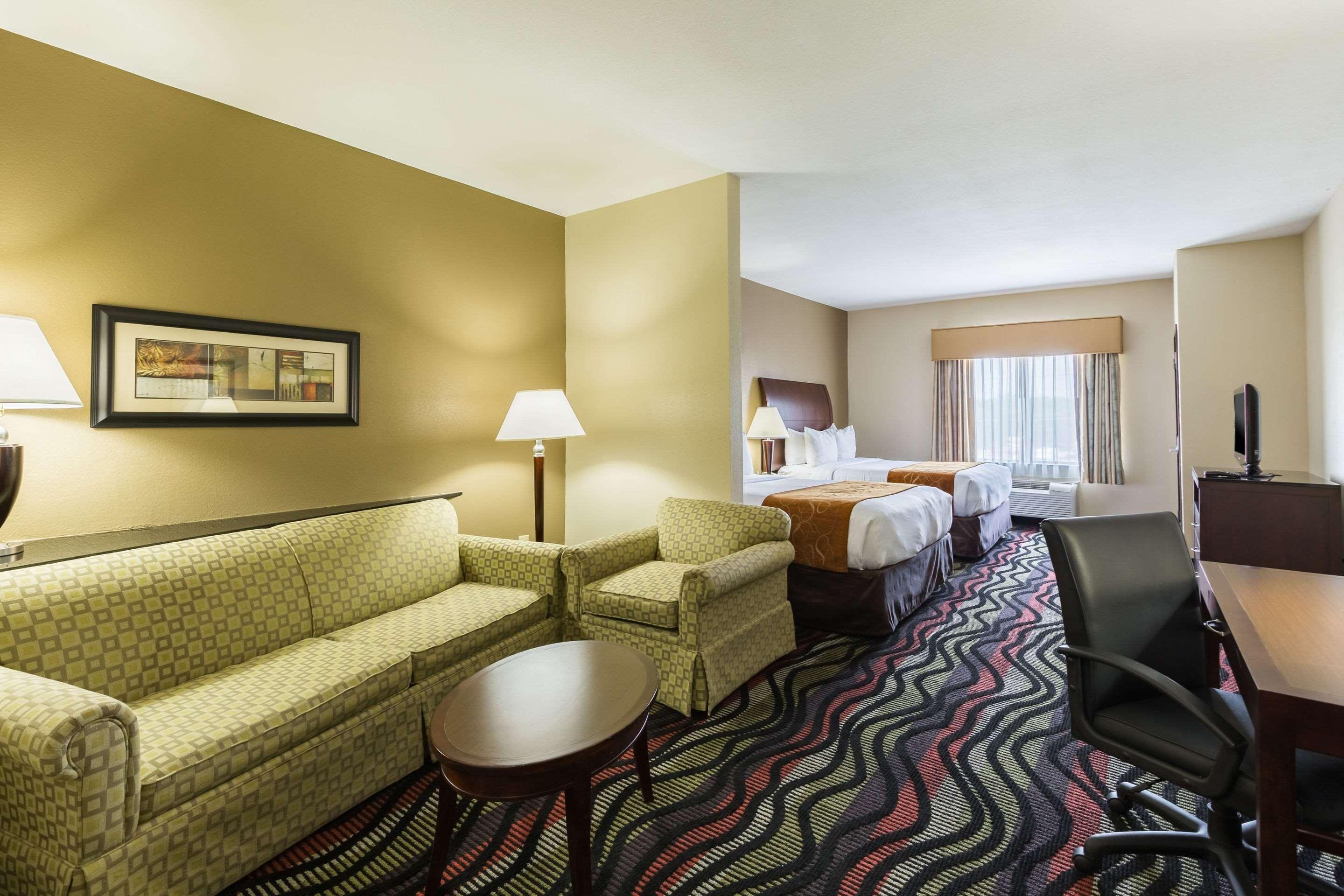 Comfort Suites Beaumont I-10 Bagian luar foto